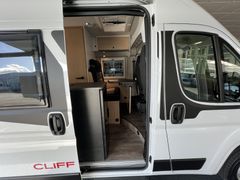 Sunlight Cliff 540 Peugeot