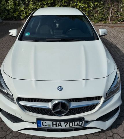MERCEDES-BENZ Mercedes-Benz CLA 180 AMG Line