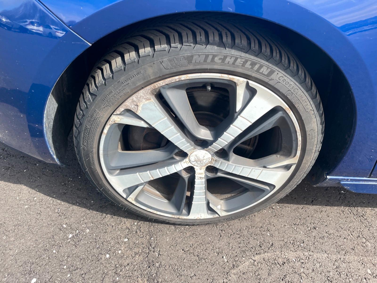 Peugeot 308 2015 — photo 11