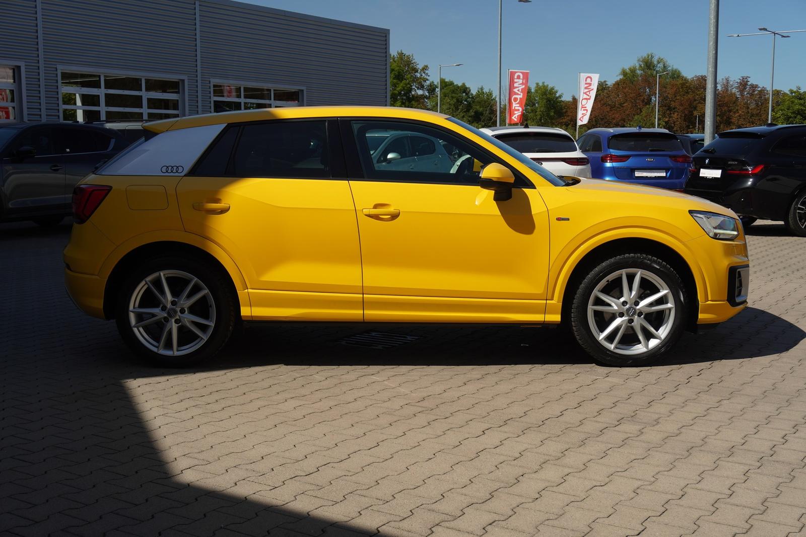 Audi Q2 1.5 TFSI S-Line sport S-Tronic LED Navi AHK