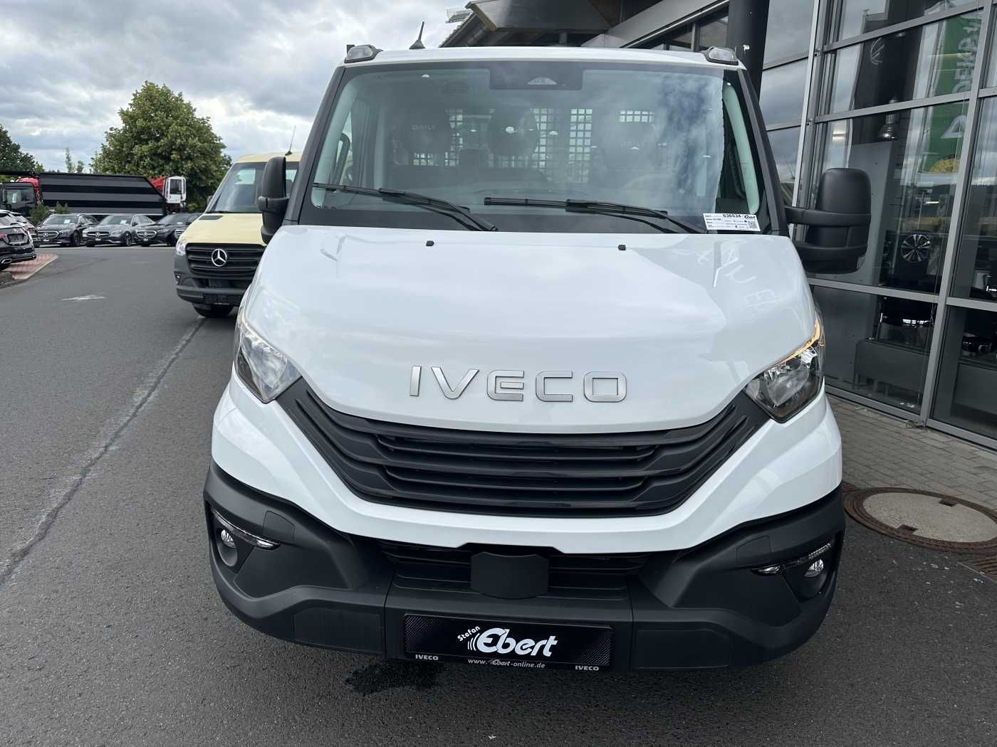 Fahrzeugabbildung Iveco Daily 35S16 A8 Pritsche *R3.450mm*AHK*Automatik*
