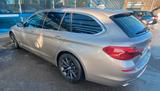 BMW 540i xDrive Touring Luxury Line - silberne BMW 540