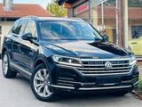 Volkswagen Touareg Drive Elegance 4Motion - Volkswagen Touareg: Drive