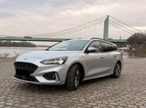 Ford Focus ST-Line X Tur. , AHK, neu Bremsen + Reifen