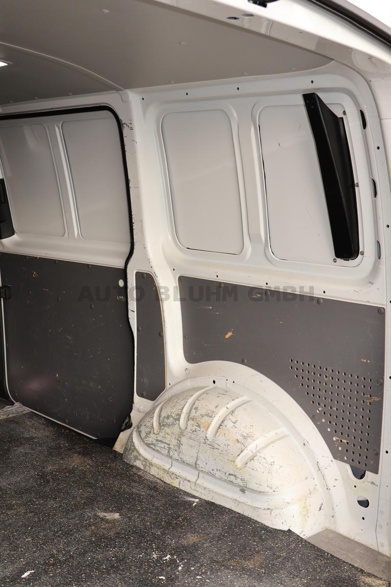 Volkswagen T6. TDI-SCR Kasten KR Klima AHK 2,5T 3-Sitze Cam