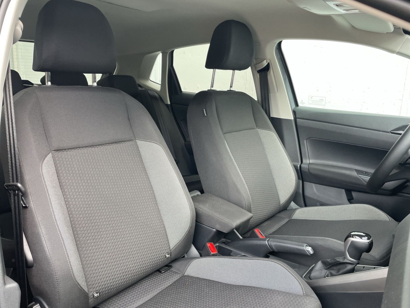 Polo 1.0TSI DSG Life Kamera/Navi/App-Connect/LED