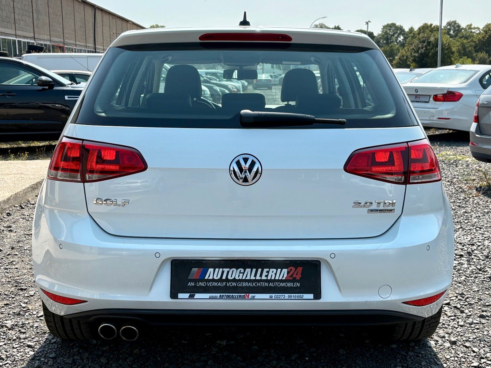 Fahrzeugabbildung Volkswagen Golf VII 2.0 TDI HIGHLINE Navi Xenon Leder SPORT