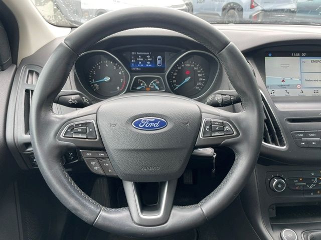 Fahrzeugabbildung Ford Focus Turnier Business Allwetter Sitzheizung