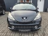 Peugeot 207 CC Cabrio-Coupe Roland Garros 1.6/KLIMAAUTOM - Peugeot 207 Gebrauchtwagen in Saarbrücken