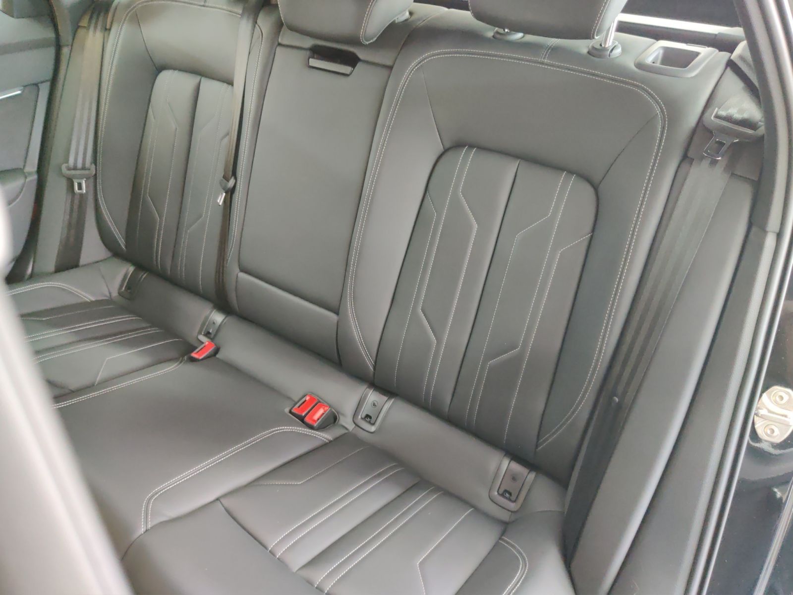 Audi A6 - Bild 14