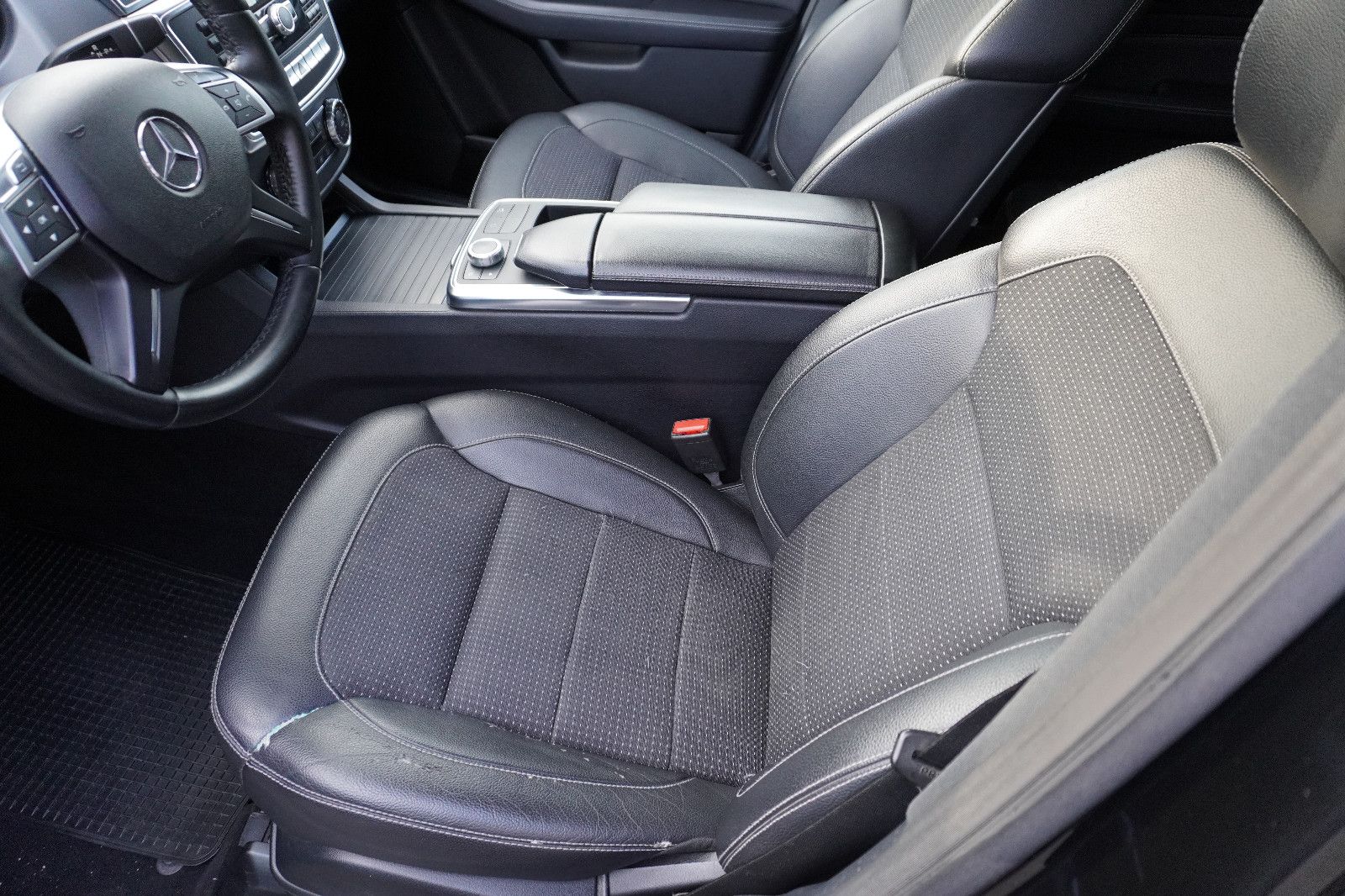 Fahrzeugabbildung Mercedes-Benz ML 250 CDI BlueTec