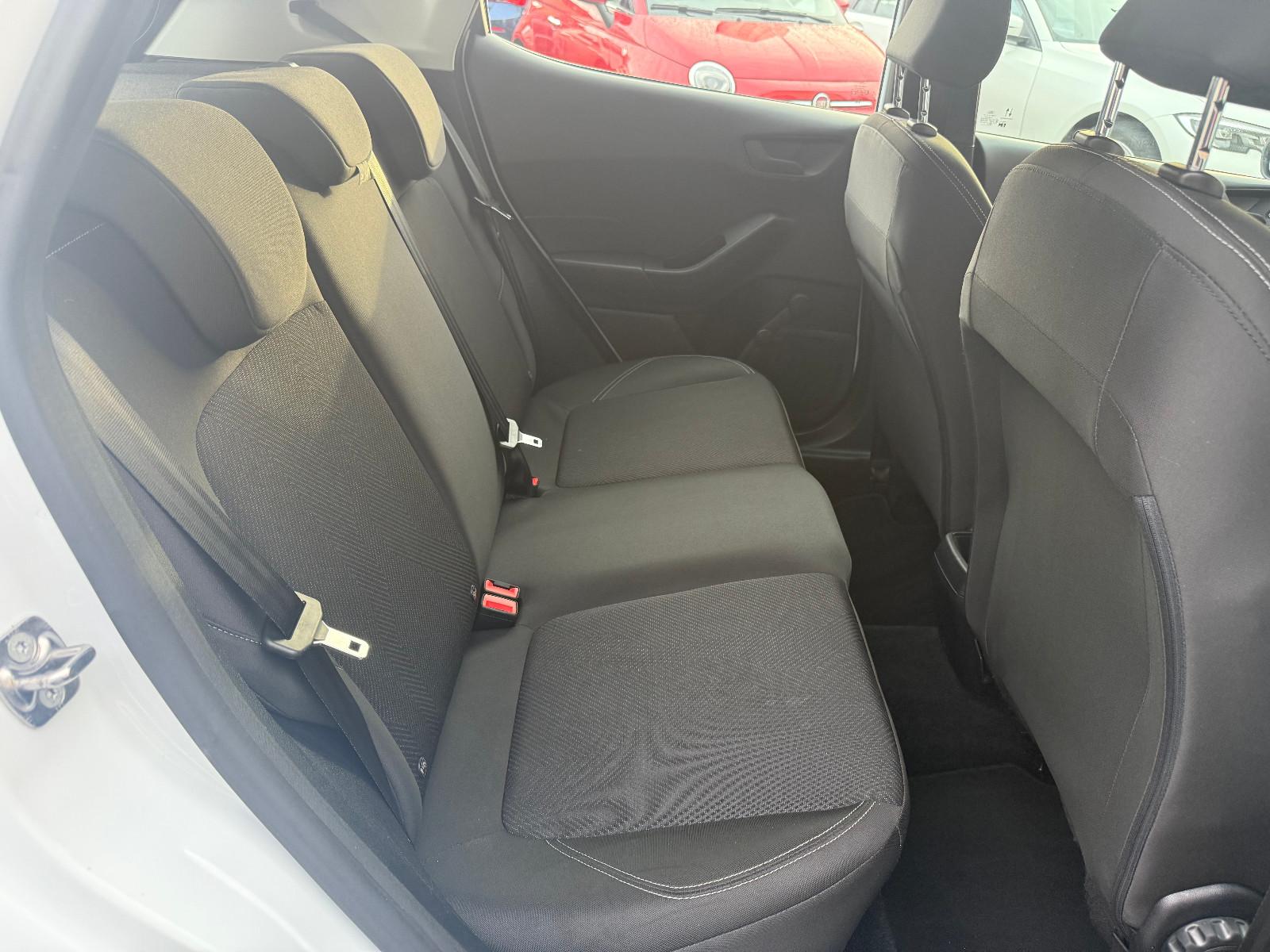 Ford Fiesta Cool & Connect
