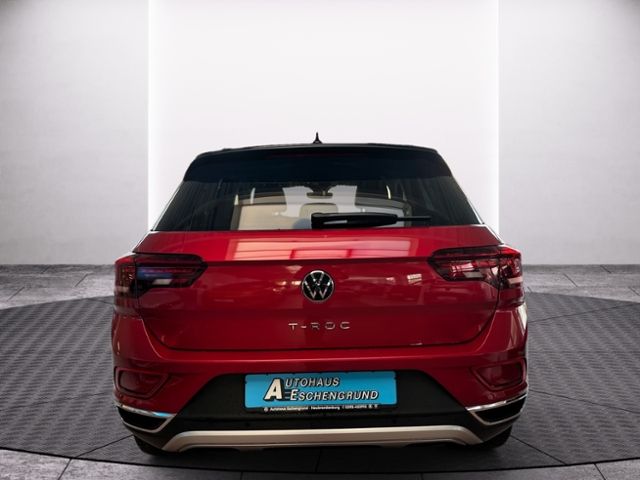 Fahrzeugabbildung Volkswagen T-ROC Style 1.5 TSI DSG LED PLUS FAHRSCHULPEDALE