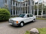 Mercedes-Benz 300 Diesel EINMALIG 40.000 Km original - Mercedes-Benz 300: 300d