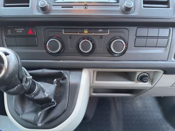 Volkswagen T6 Transporter - 12