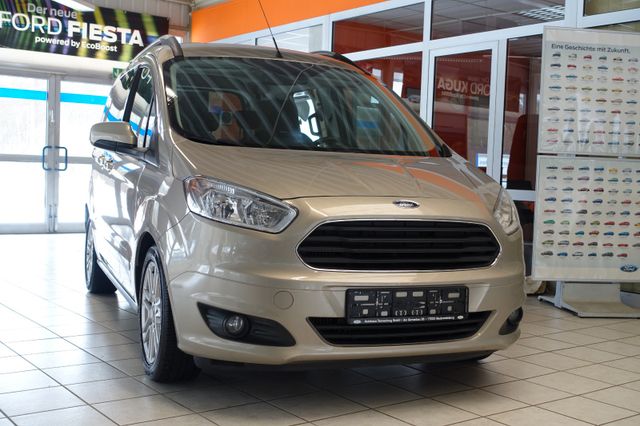 Ford Tourneo Courier Titanium/Winterpaket