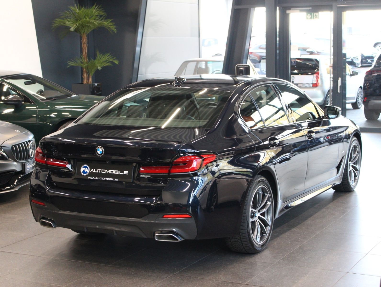 Fahrzeugabbildung BMW 545e xDrive M-Sport*Hud*GSD*360° Kamera