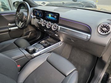 Bild 8 Mercedes-Benz GLB 200 Progressive Automatik LED Kamera Ambient