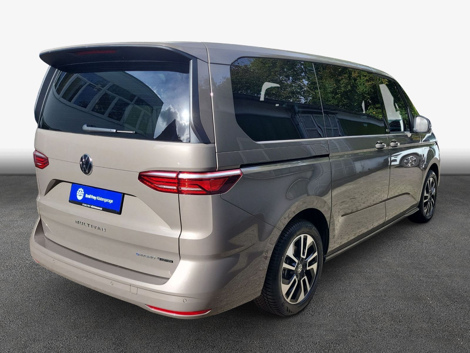 Volkswagen Multivan Life "Generation" Motor: 1,5 l eHybrid  imagem 2