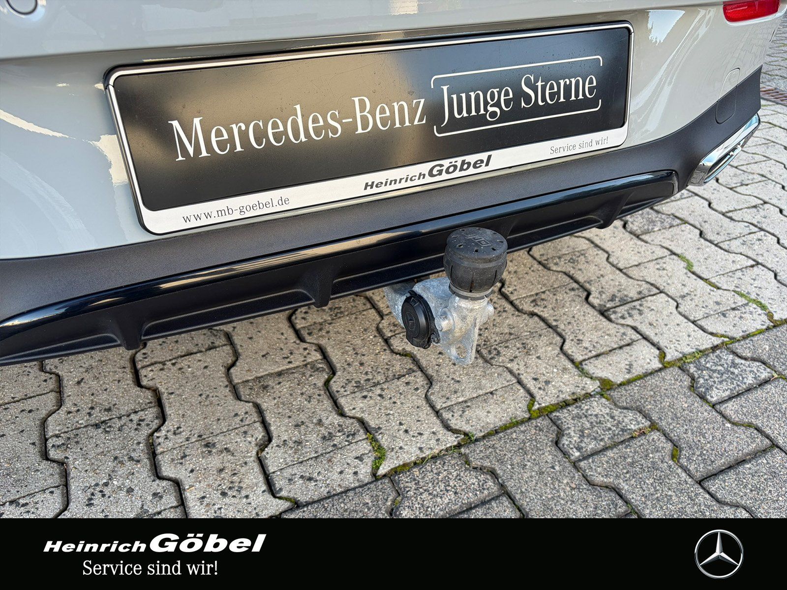 Fahrzeugabbildung Mercedes-Benz CLE 300 4M AMG*STANDHEIZ*NAPPALEDER*AHK*SITZKLIM
