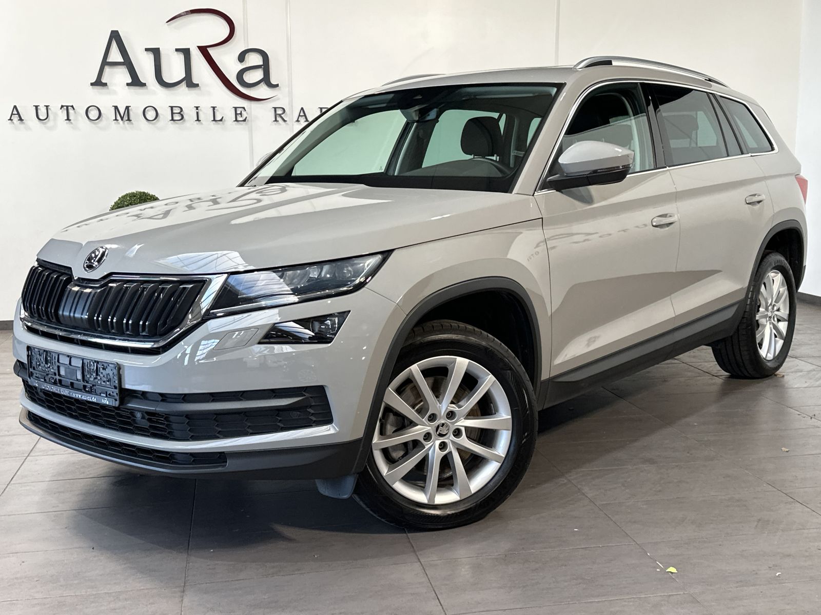 Fahrzeugabbildung SKODA Kodiaq Style 4x4 NAV+LED+AHK+PANO+KAMERA+18ZO+PP