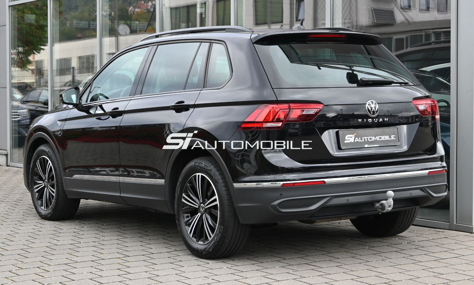 Fahrzeugabbildung Volkswagen Tiguan 2.0 TDI DSG °ACC°AHK°HARMAN°MASSAGE°PANO°