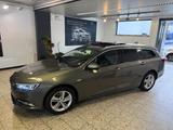 Opel Insignia B Sports 2.0 CDTI Innovation NAV/LED/2H - Opel Insignia mit Diesel-Antrieb: Leder, Kombi, 2.0