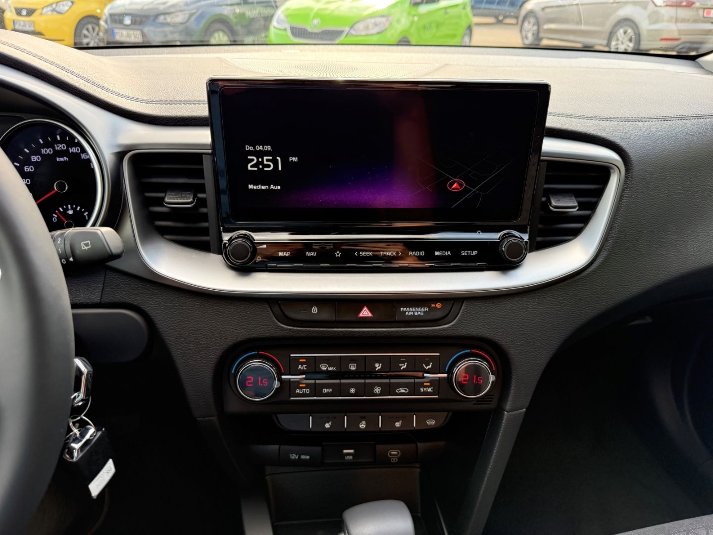 KIA Ceed 1.5 Mild-Hybrid EU6e 1,5 T-GDI LX Plus SPEC - Image 18