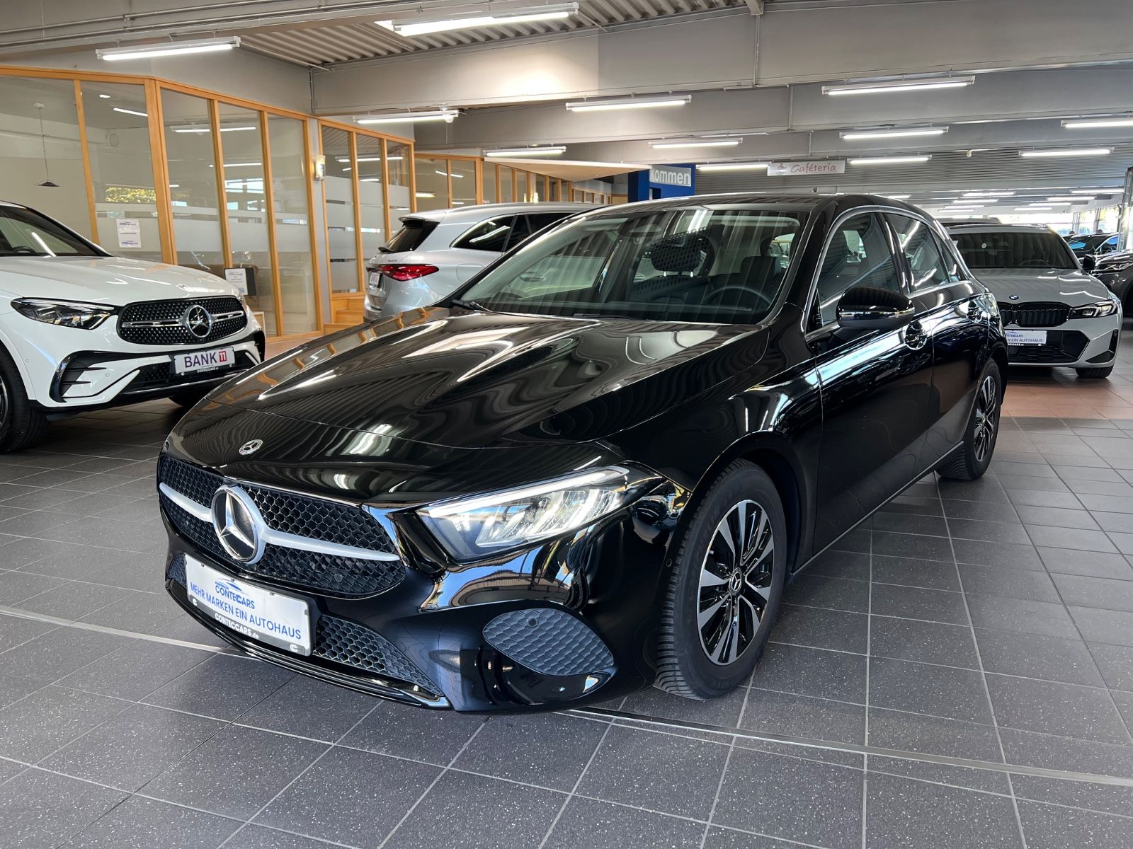 Mercedes-Benz A 180 d Lim. Adcanced-Direktlenkung-Navigation foto 5