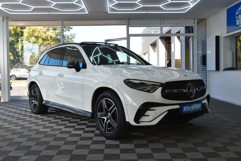 Image of Mercedes-Benz GLC 220