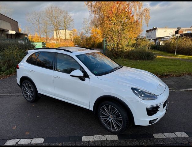 Porsche Cayenne in sehr guten Zustand