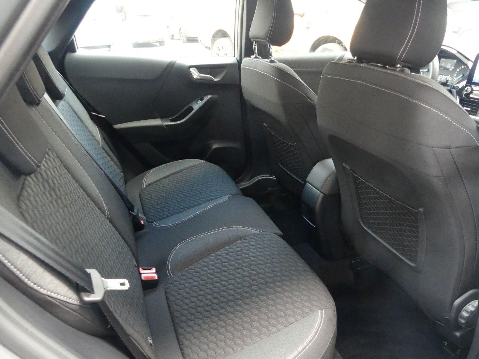 Fahrzeugabbildung Ford Puma Titanium