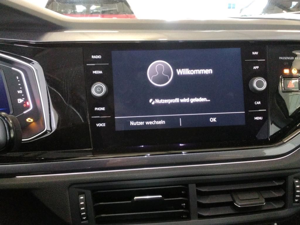 Polo 1.0 TSI DSG Style Kamera/App-Connect/Matrix