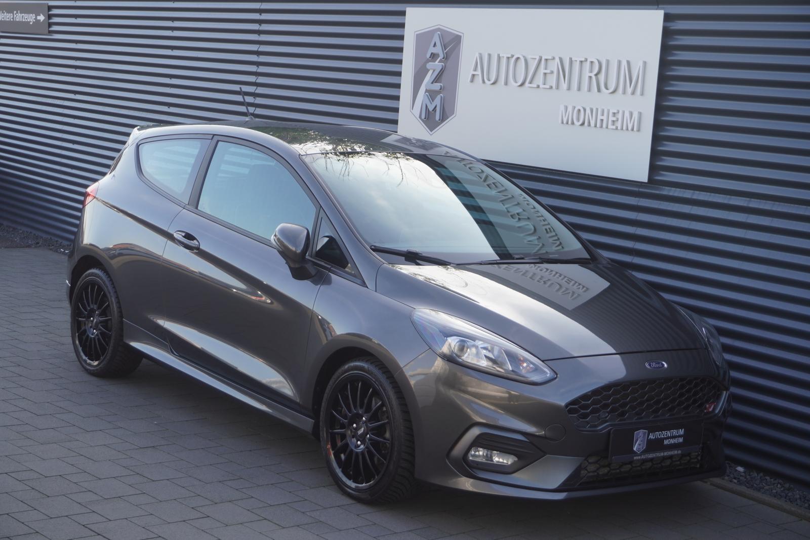 Ford FIESTA ST PERFORMANCE|APPLE|SITZHEIZUNG|LED|PDC