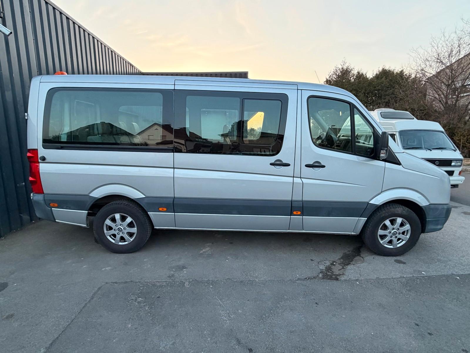Volkswagen Crafter 9 Sitzer/Kamera/AHK