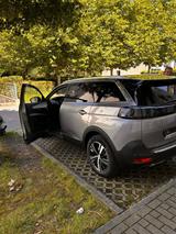 Peugeot 5008 PureTech 130 EAT8 GT GT - Peugeot 5008 von privat