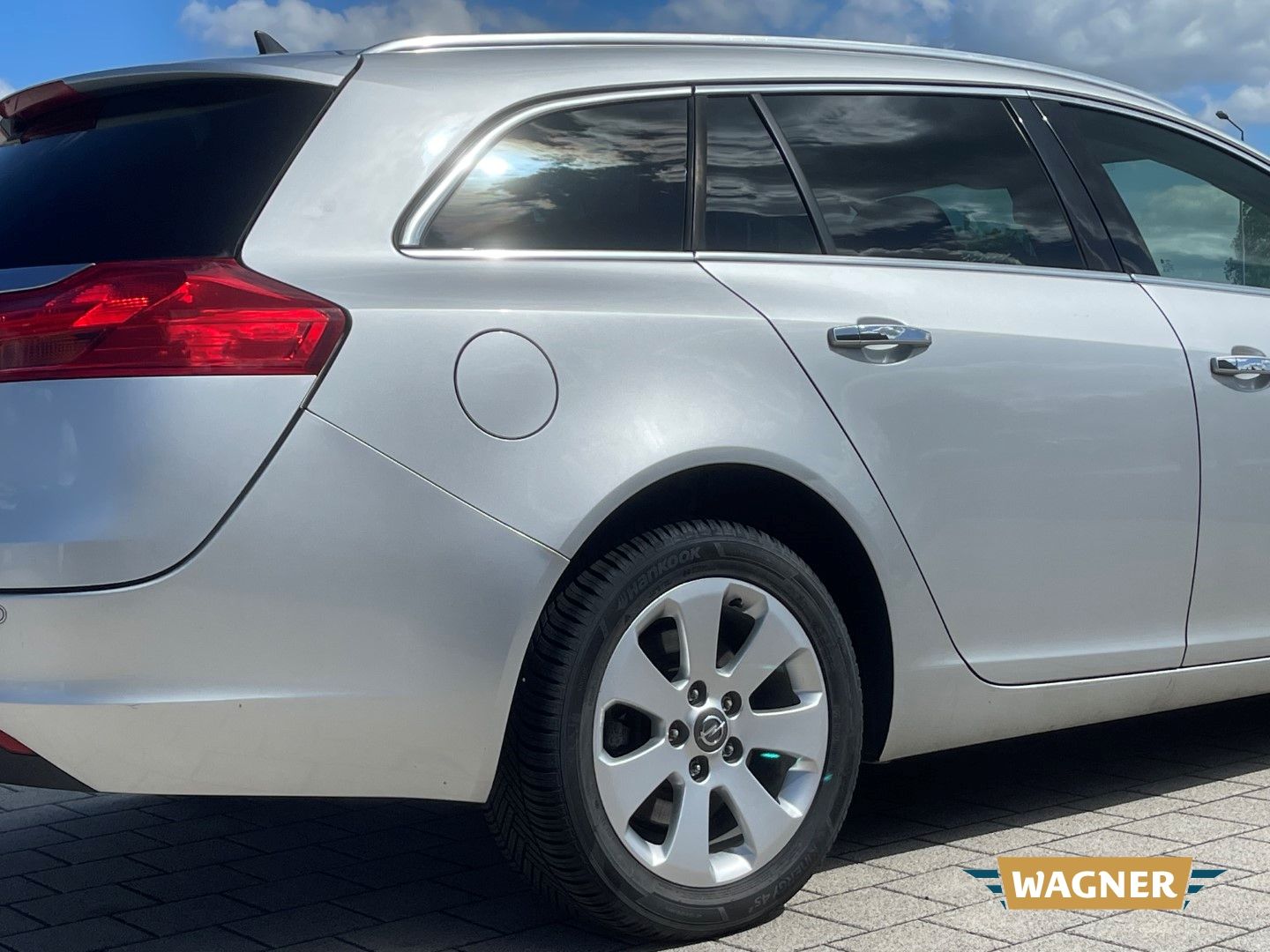 Fahrzeugabbildung Opel Insignia A Sports Tourer Innovation 2.0 CDTI
