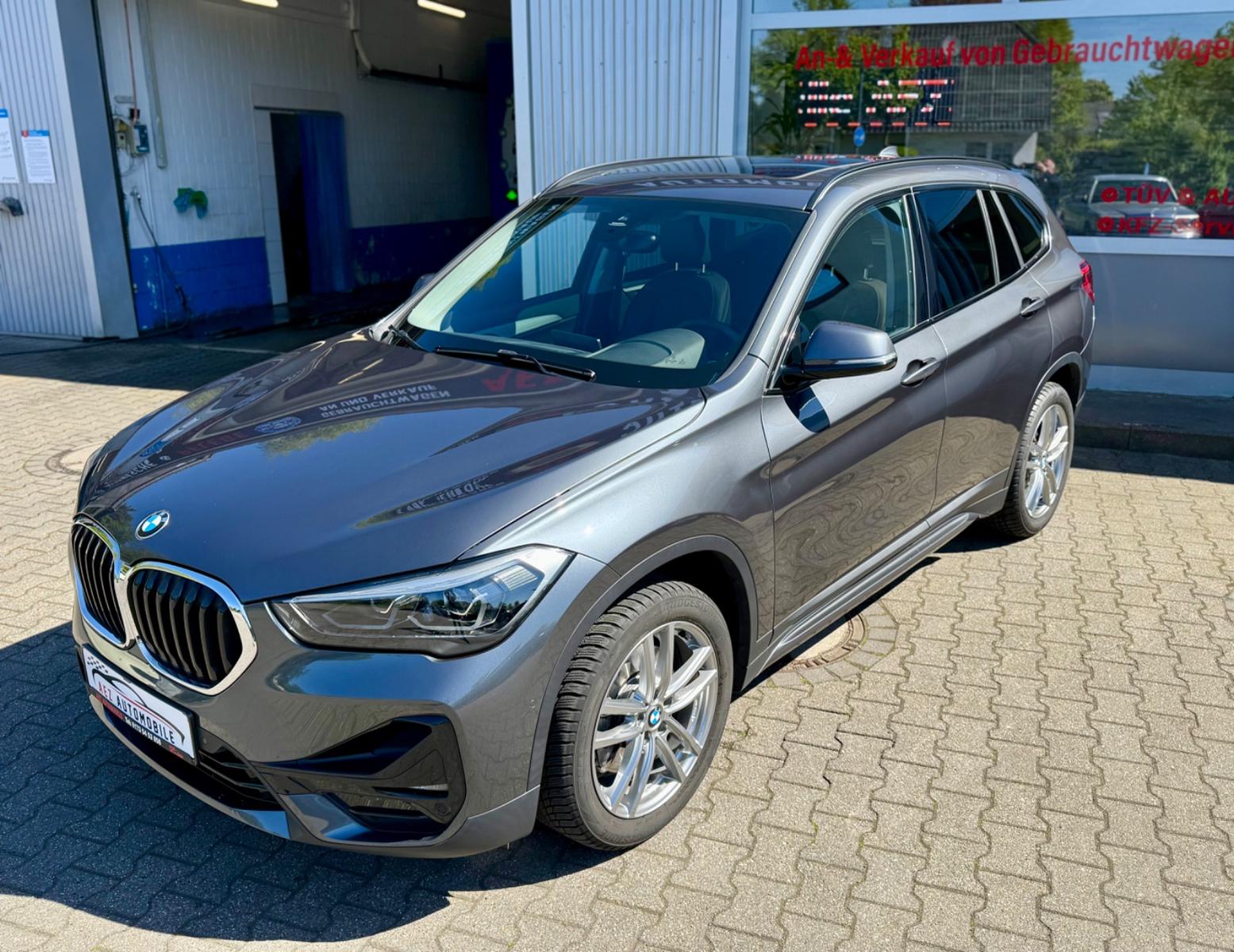 BMW X1 xDrive 20 d Sport Line*28.183 km*