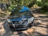 Volkswagen Passat 2.0 TDI - Volkswagen Passat aus 2010: 2.0