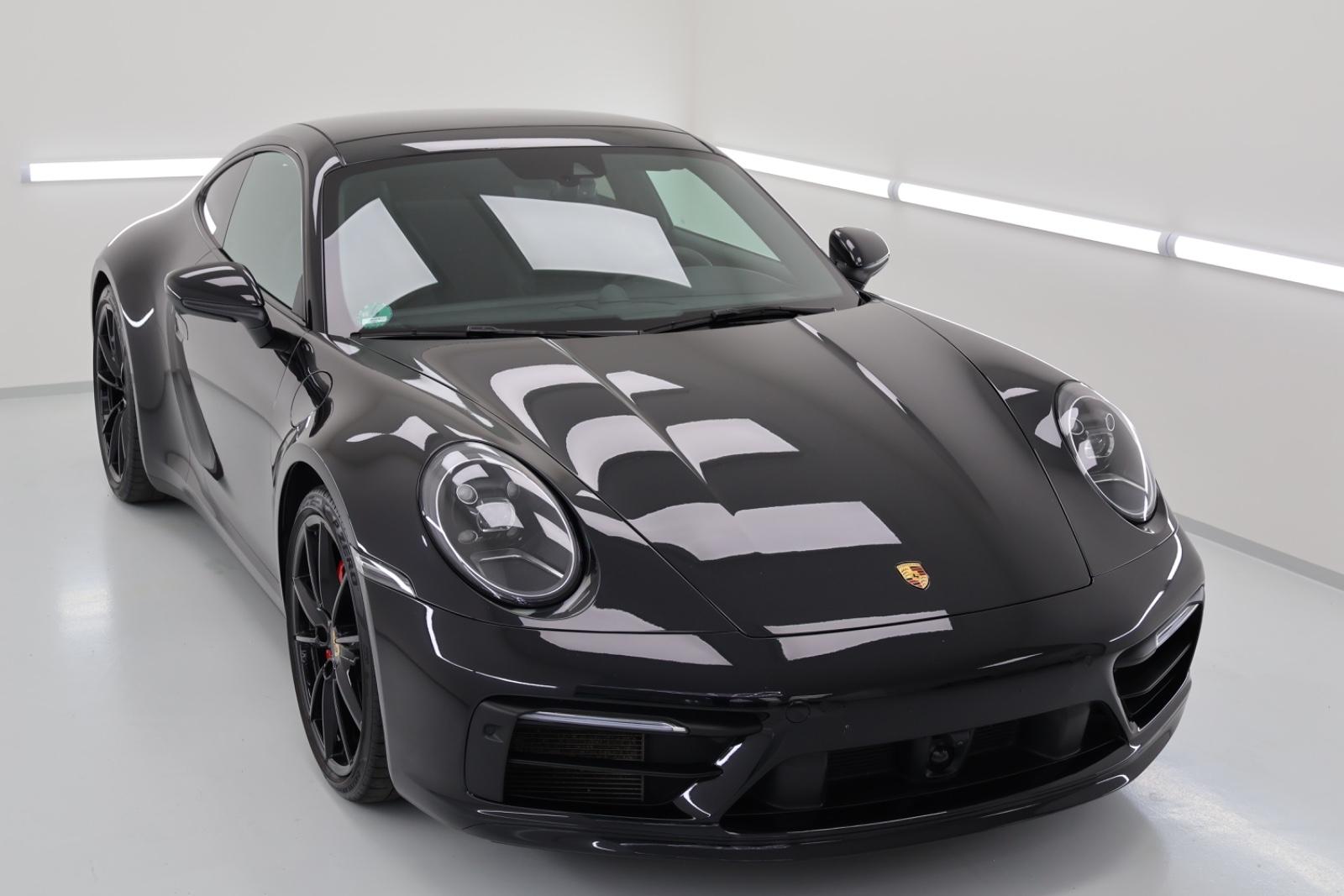 Porsche 992~911~4S~Glasdach~Sport~21Zoll~Approved