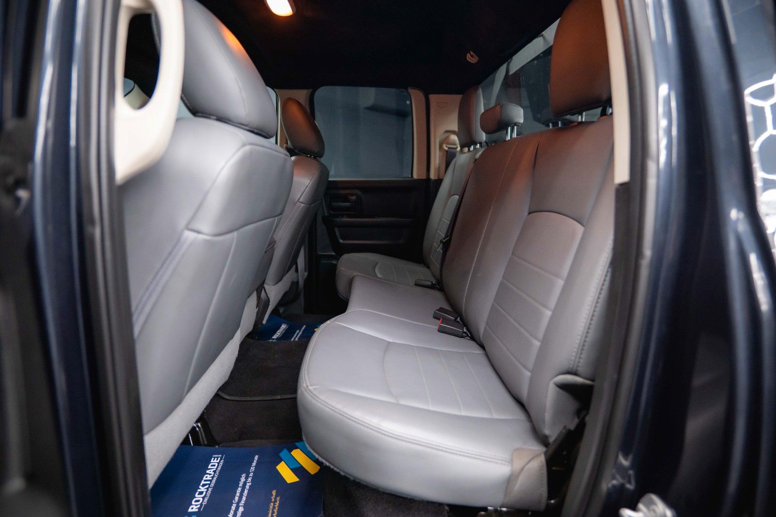 Fahrzeugabbildung Dodge RAM 3.6 V6 4x4  LONGBED Offroad *LPG*6 Sitze*