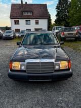 Mercedes-Benz 200D W124 | EZ 1991 | 166.00... - Mercedes-Benz 200: D W124