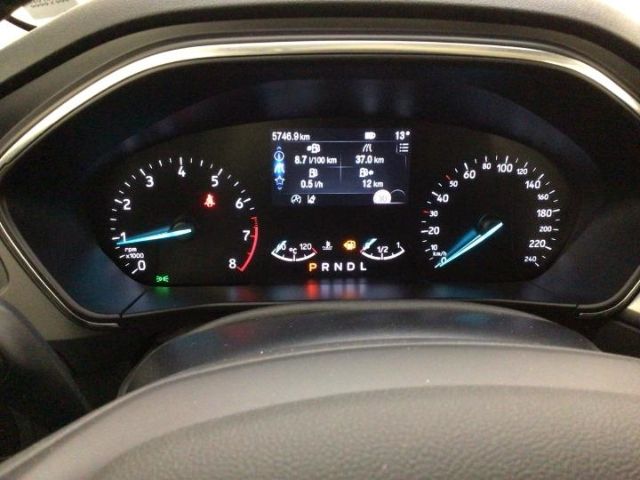 Fahrzeugabbildung Ford Focus Turnier Titanium 1.0 EcoBoost Mild-Hybrid