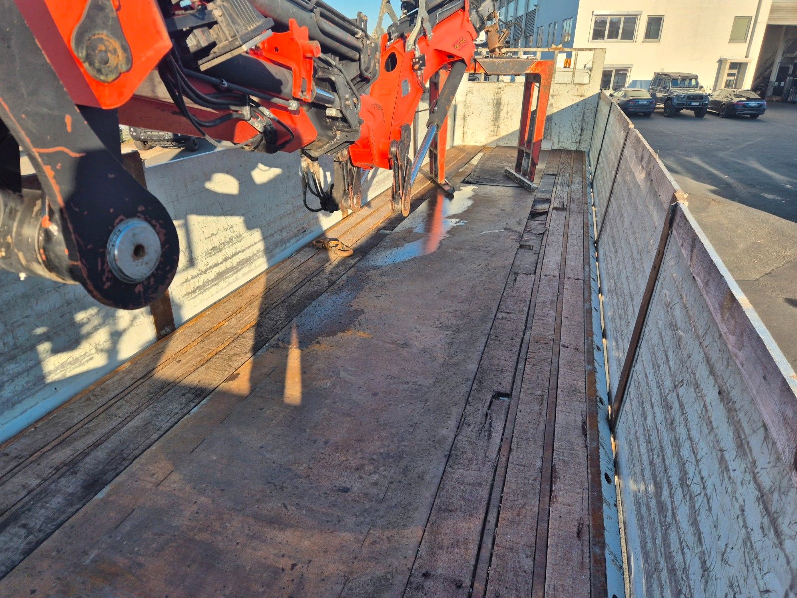 Fahrzeugabbildung Andere MOL CY NV 1214/20T/37 Palfinger PK44002