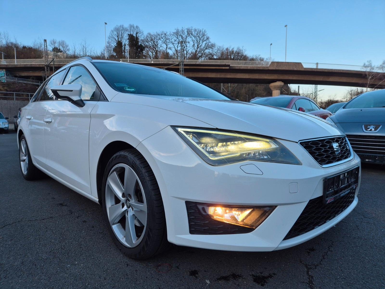 Seat Leon ST FR* 2 HAND+PDC+LED+TÜV NEU *