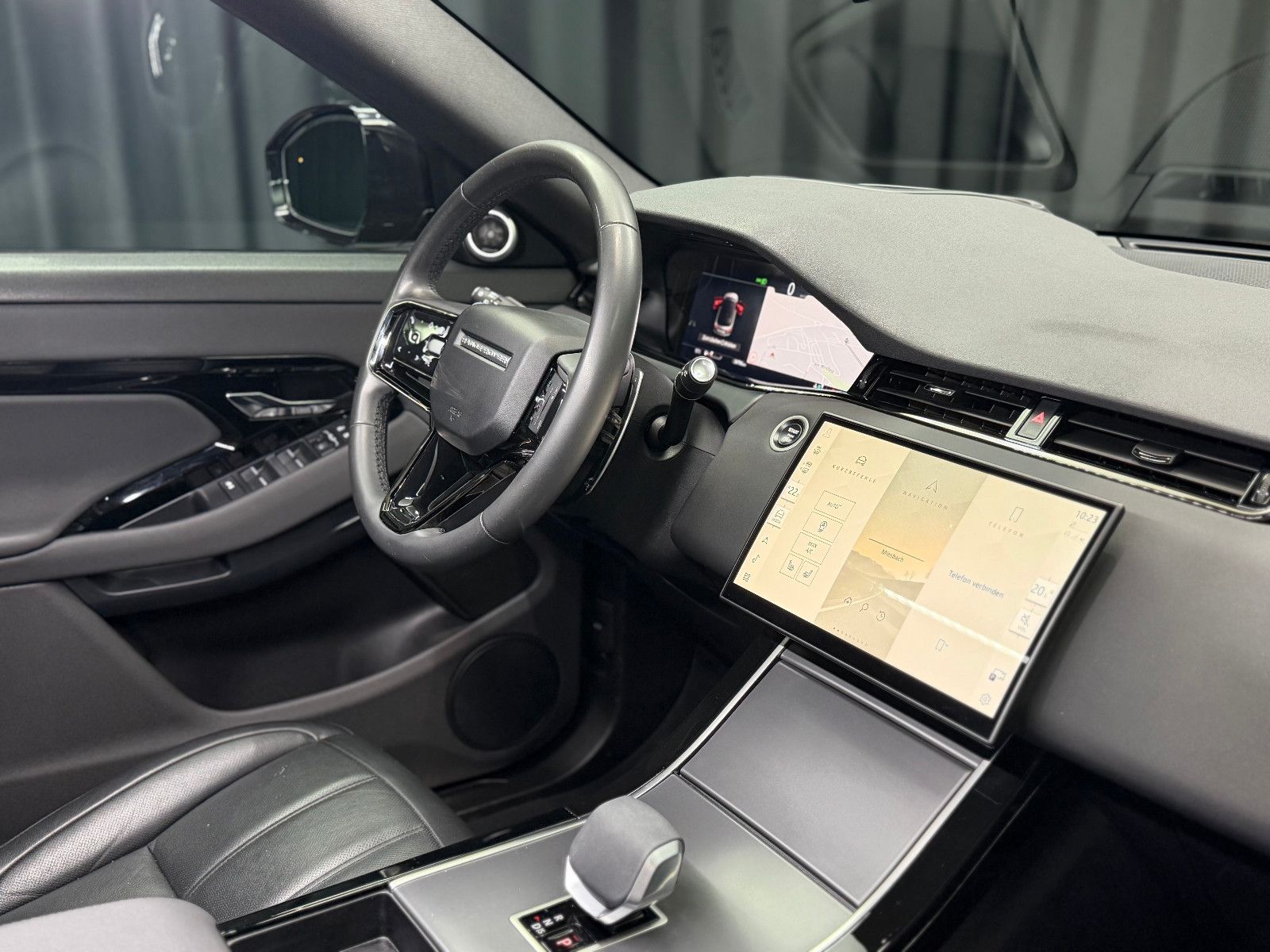 Fahrzeugabbildung Land Rover Range Rover Evoque Dynamic SE |AHK|MERIDIAN|360°