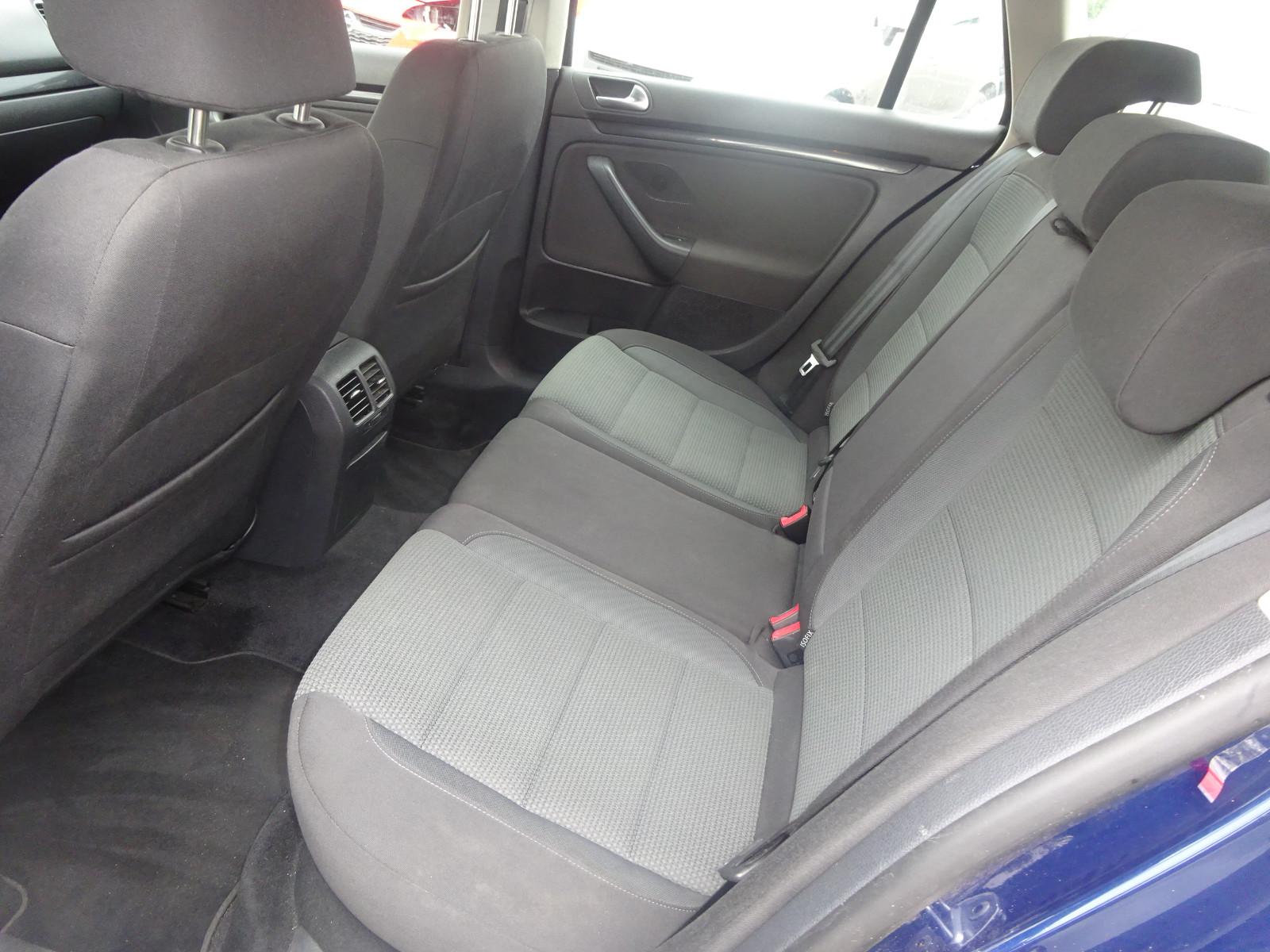 Volkswagen Golf 2010 — photo 8