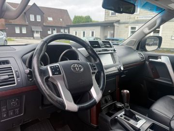 Toyota Land Cruiser - 11