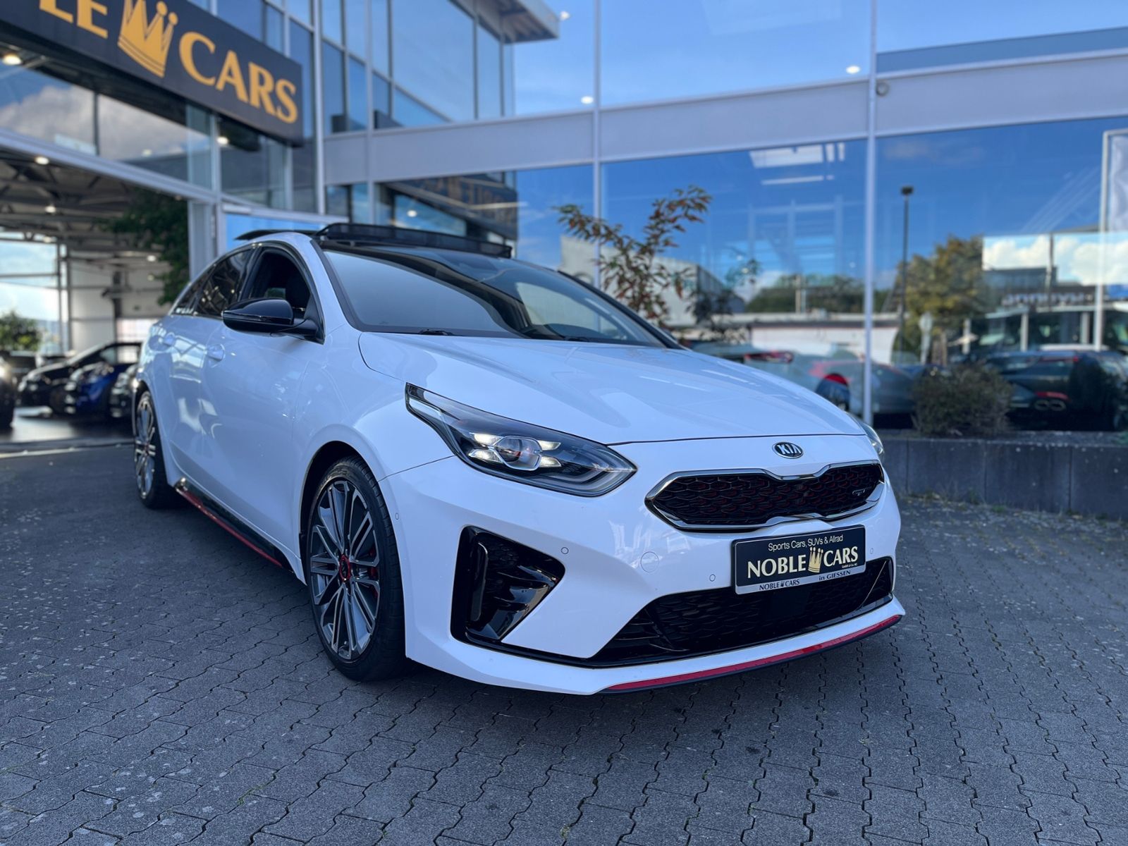 Fahrzeugabbildung Kia ProCeed GT AHK PANO KLIMA LED NAVI ALU
