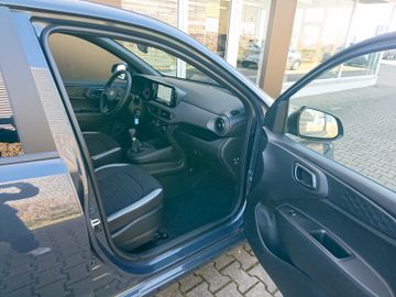 Fahrzeugabbildung Hyundai i10 1.0 Connect & Go NAVI KAMERA SHZ